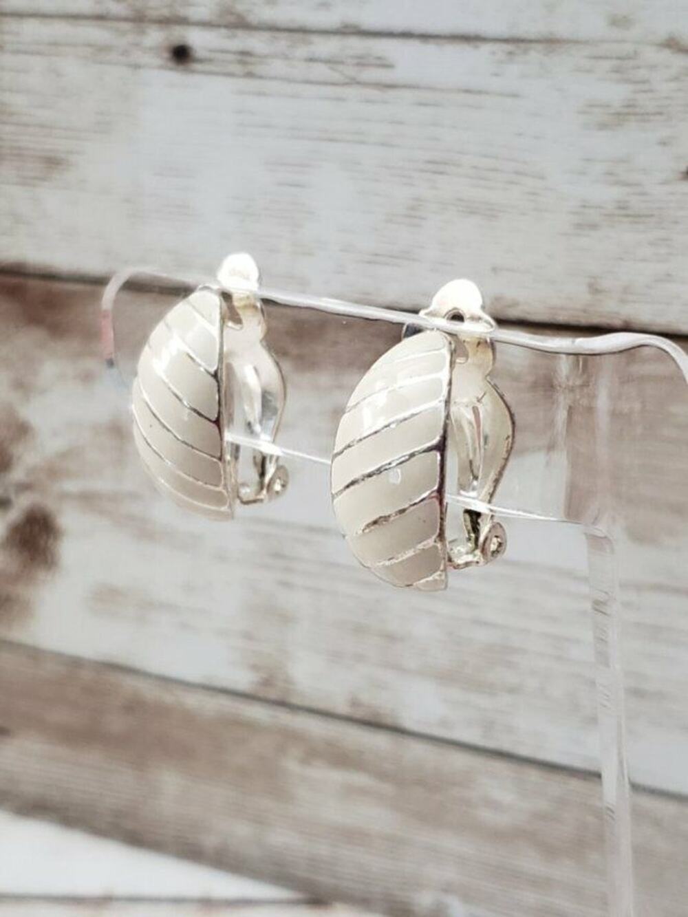 Vintage Clip On Earrings Cream With Silver Tone Stripes